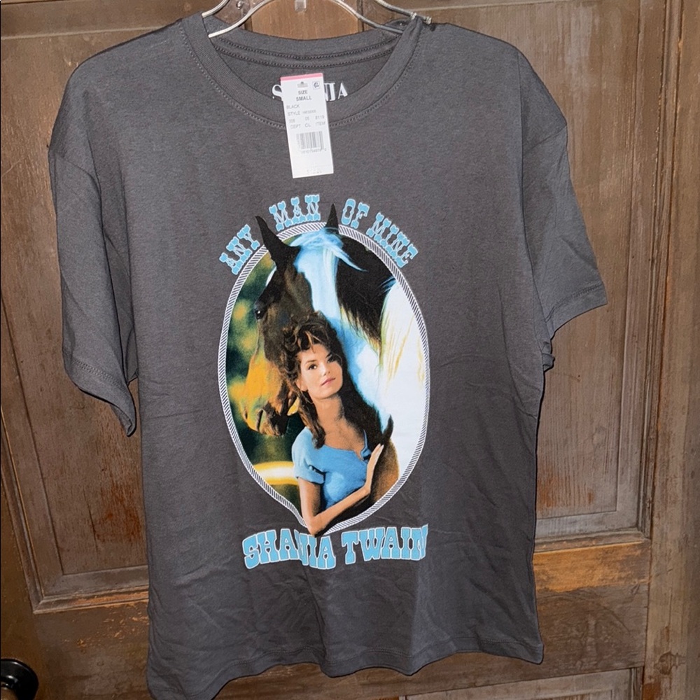 Gray Graphic T-Shirt with Shania Twain Print